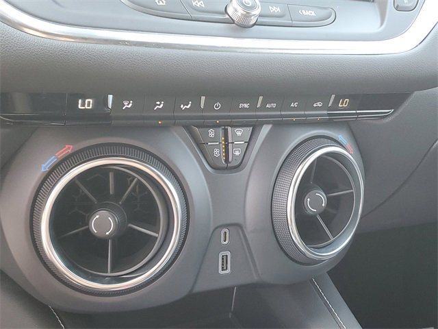 Used 2023 Chevrolet Blazer LT image 21