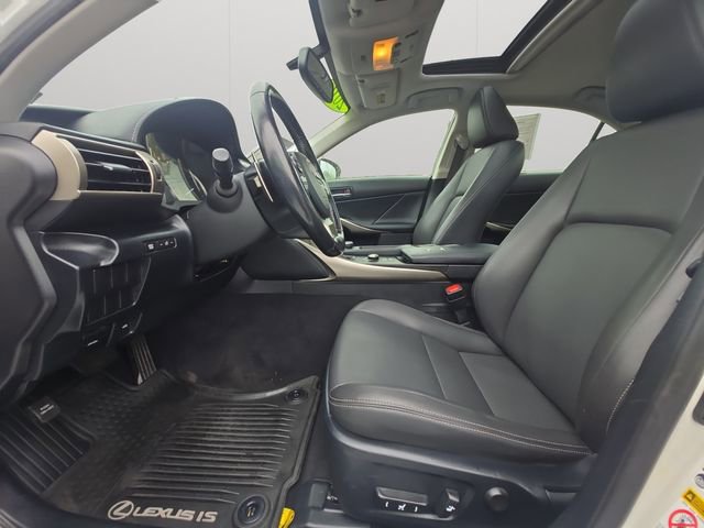 Used 2016 Lexus IS 300 AWD w/ Premium Package image 10