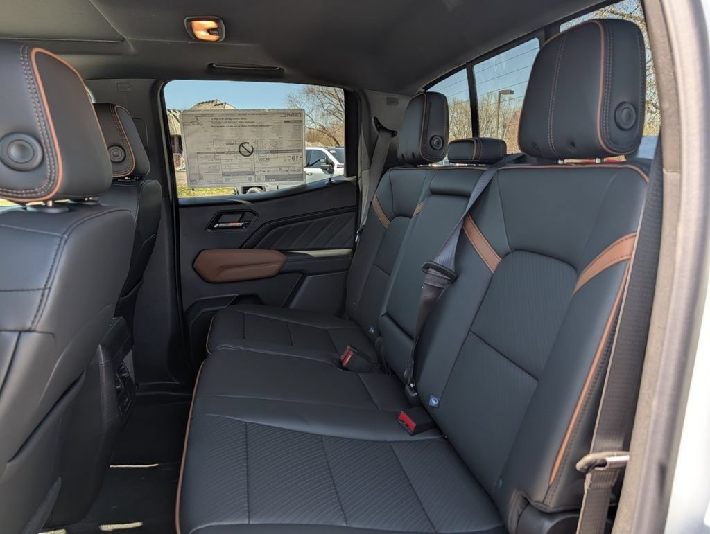 New 2026 GMC Canyon AT4 w/ Technology Plus Package AWD/4WD image 31