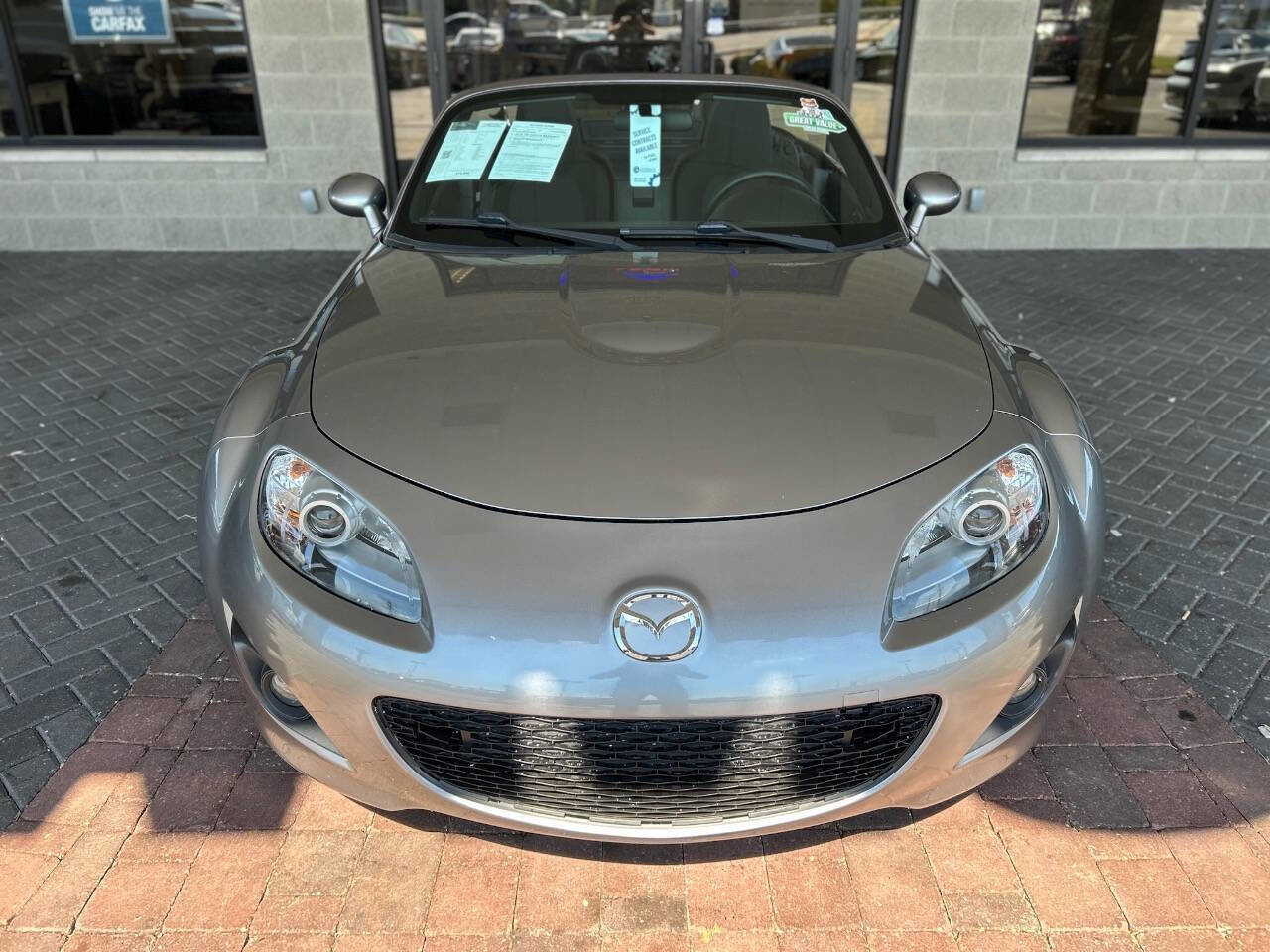 Used 2010 MAZDA MX-5 Miata Sport w/ Convenience Pkg image 19
