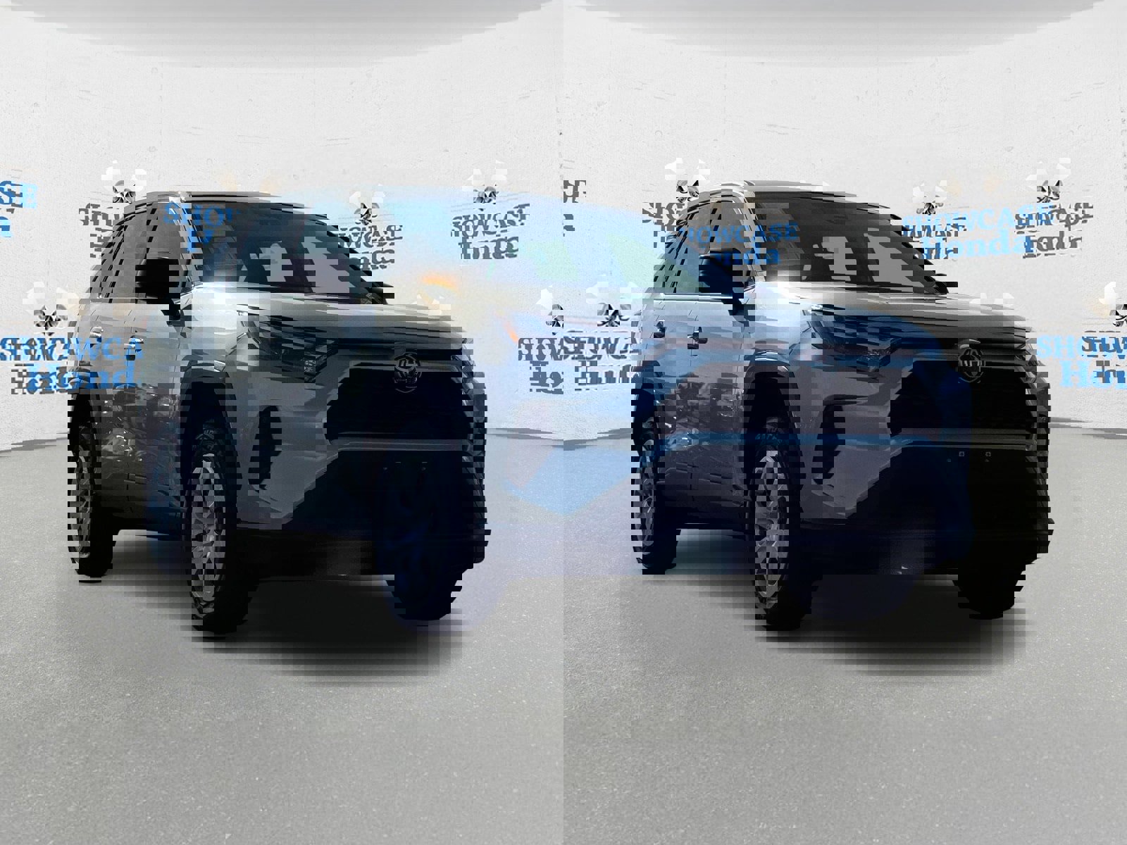 Used 2024 Toyota RAV4 LE image 10