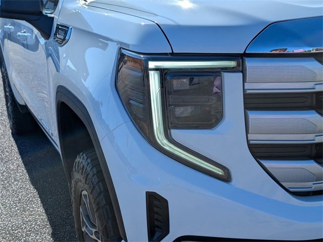 Used 2024 GMC Sierra 1500 SLE image 14