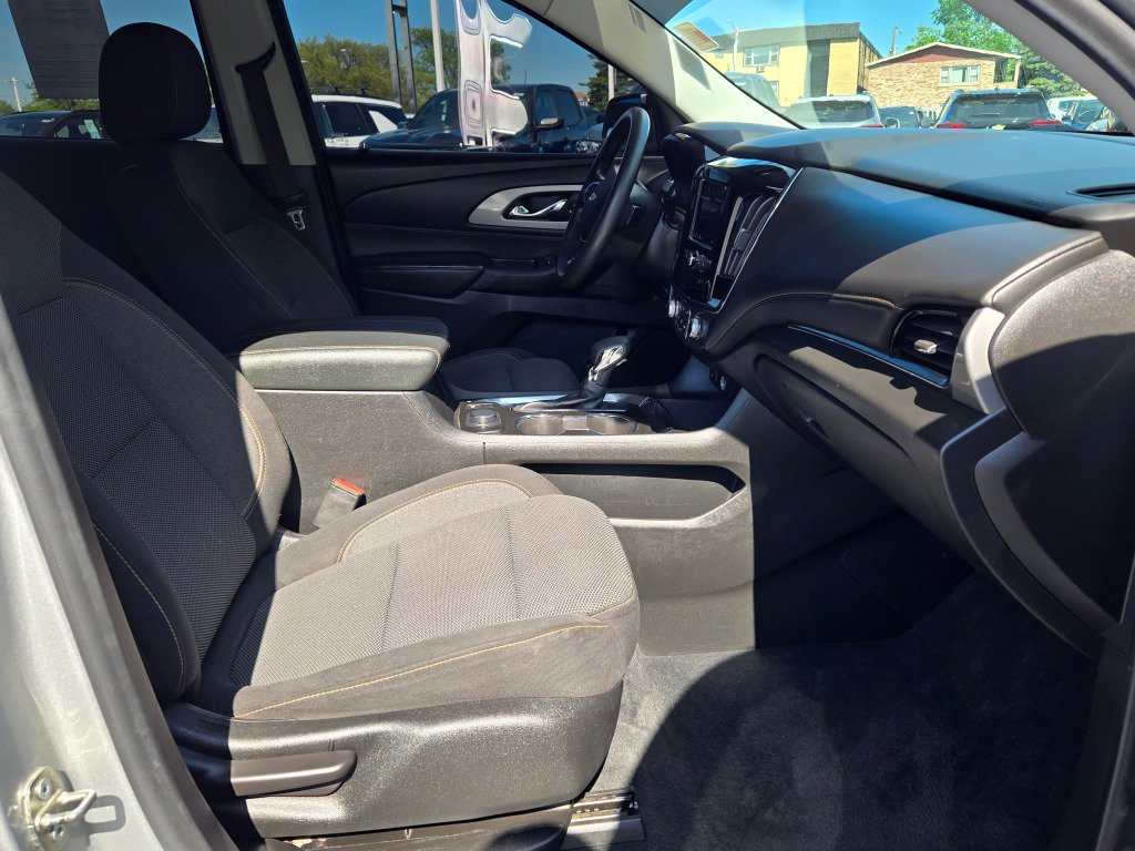 Certified 2021 Chevrolet Traverse LS FWD image 6