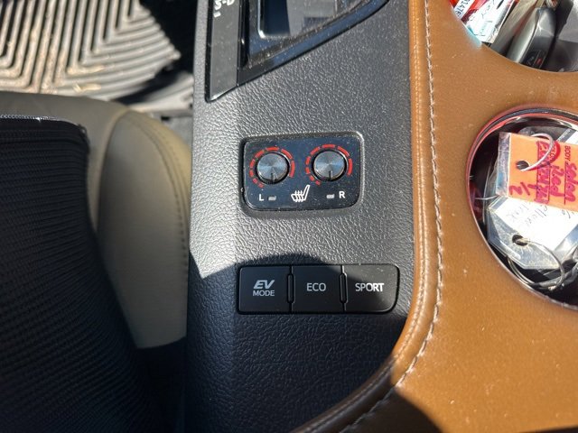 Used 2014 Toyota Avalon Limited image 27