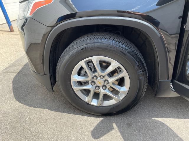 Used 2021 Chevrolet Traverse LS FWD image 30