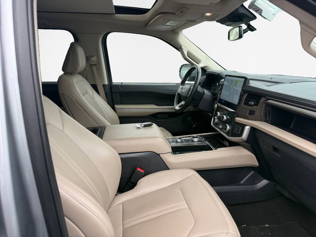 Used 2024 Ford Expedition Max Limited image 24