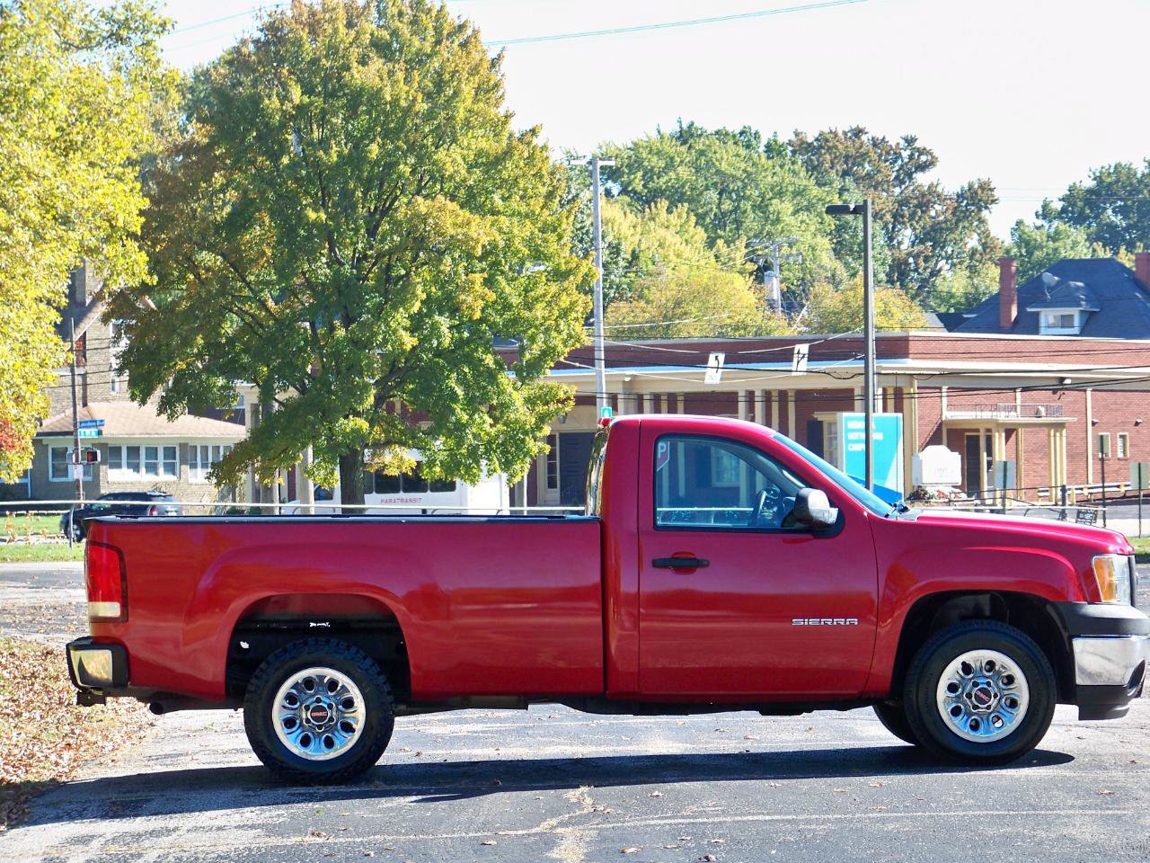 Used 2012 GMC Sierra 1500 W/T RWD image 8