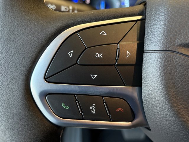 New 2027 Chrysler Pacifica Select FWD image 22