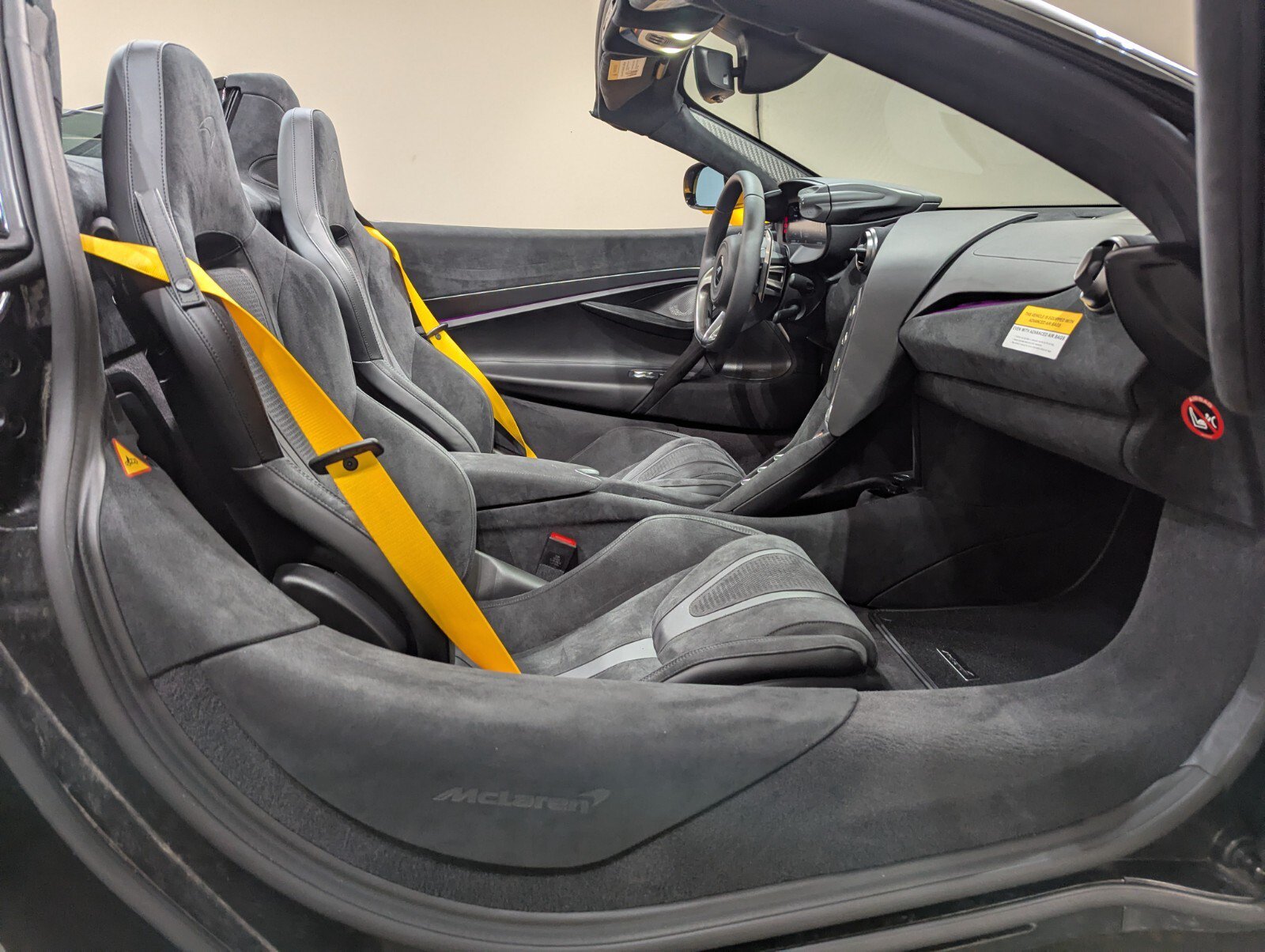New 2026 McLaren 750S Spider RWD image 18