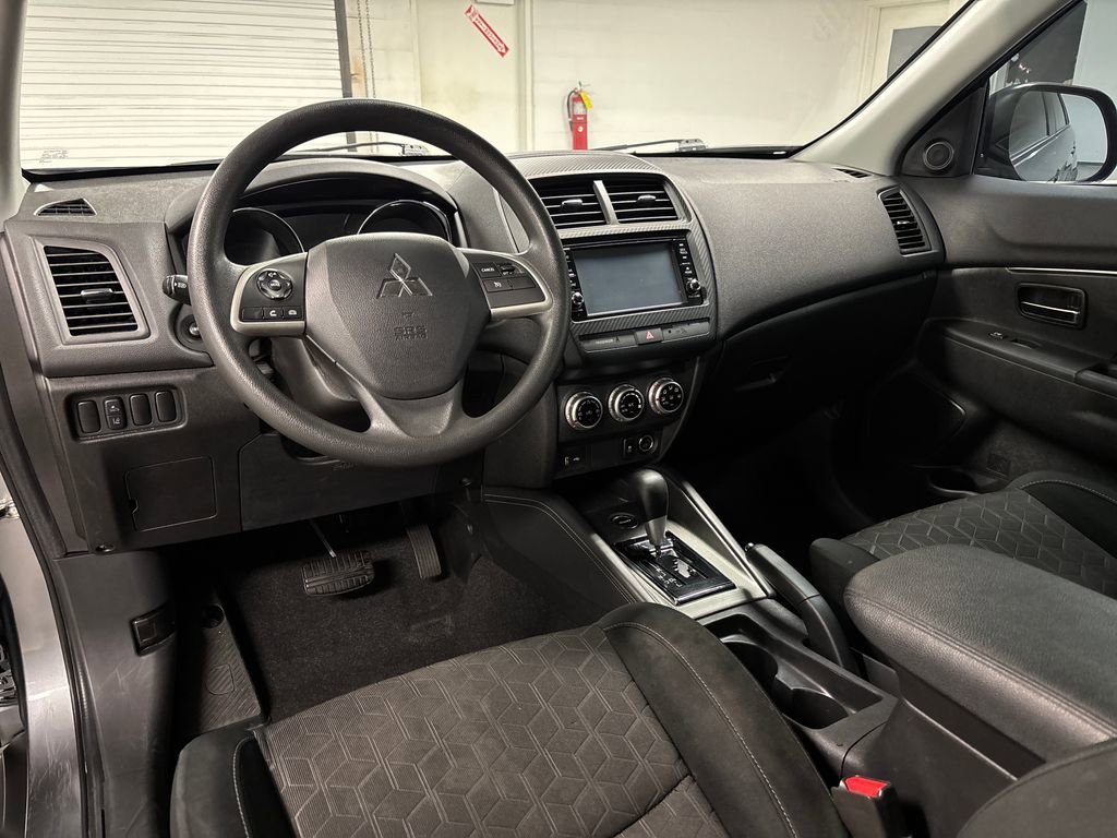 Used 2024 Mitsubishi Outlander Sport AWD image 24