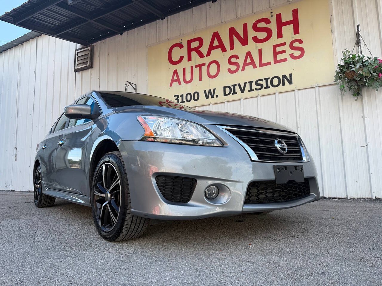 Used 2014 Nissan Sentra SR w/ SR Driver Package FWD image 1