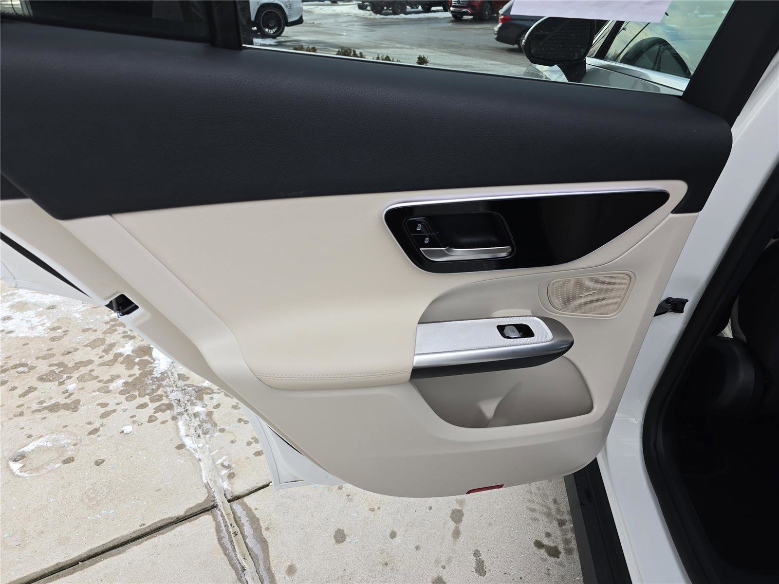 Used 2025 Mercedes-Benz GLC 350e GLC 350e image 13