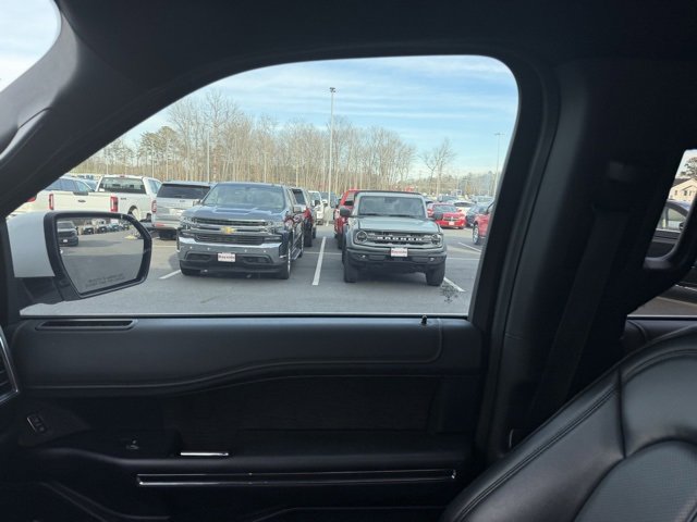 Used 2021 Ford Expedition Limited image 21