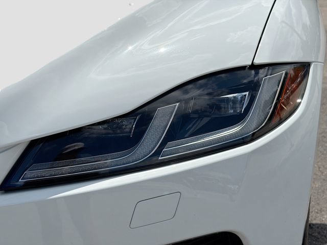 Used 2023 Jaguar F-PACE S AWD/4WD image 9