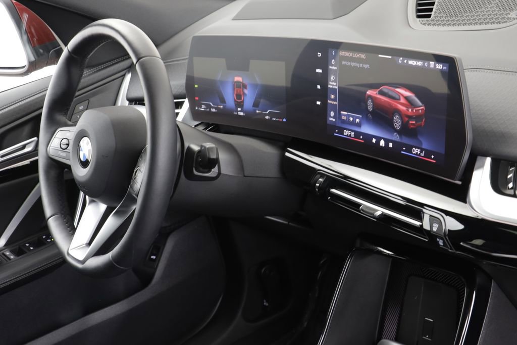 Certified 2025 BMW X2 xDrive28i AWD/4WD image 22