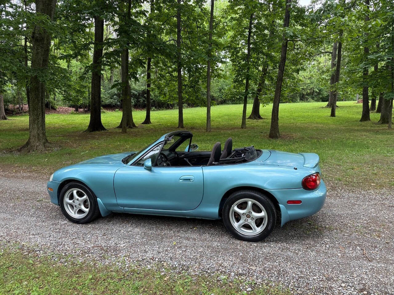 Used 2001 MAZDA MX-5 Miata LS RWD image 13