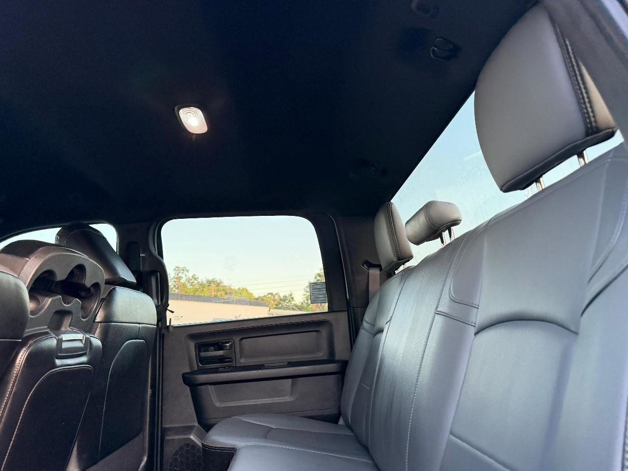 Used 2022 RAM 3500 Tradesman image 11