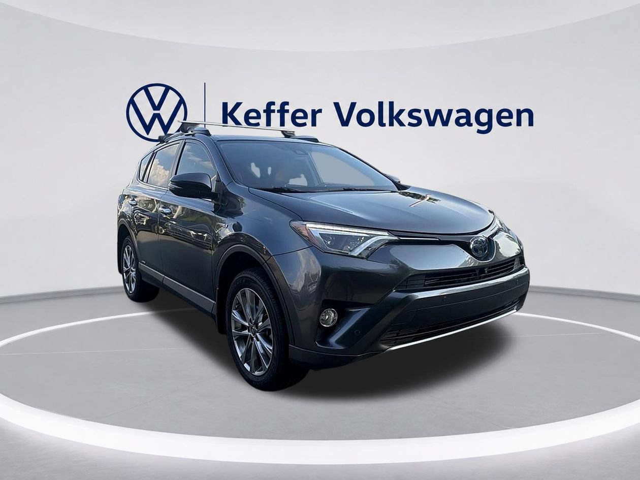 Used 2016 Toyota RAV4 Limited w/ Advanced Technology Package AWD/4WD image 7