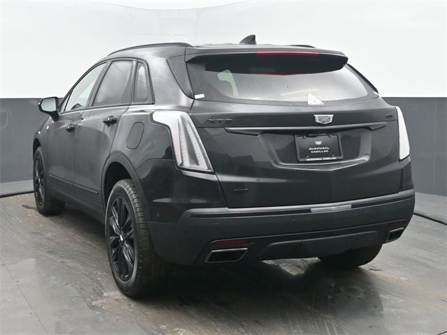 New 2026 Cadillac XT5 Sportv w/ LPO, Onyx Lite Package image 4