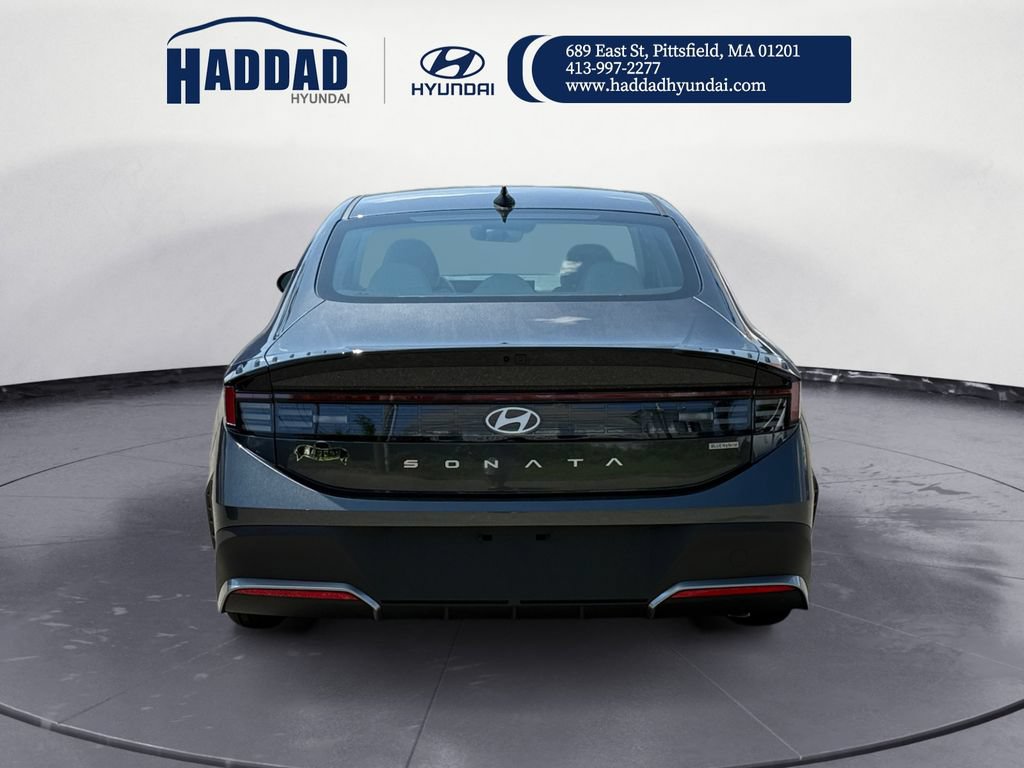 New 2026 Hyundai Sonata Blue FWD image 5