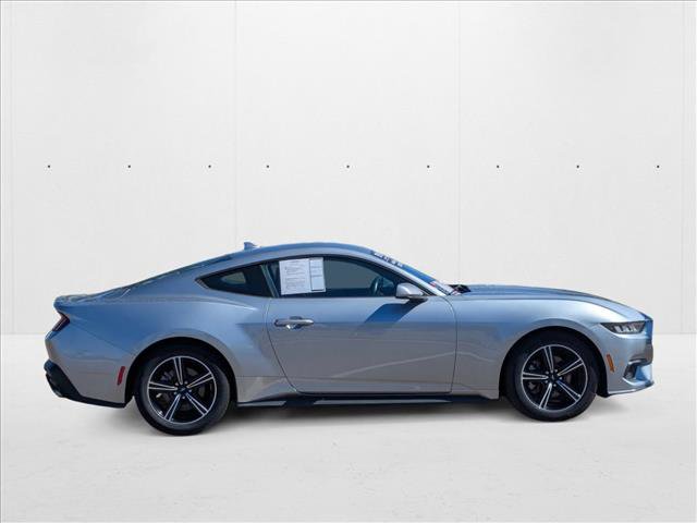 Used 2024 Ford Mustang Premium image 4