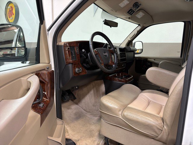 Used 2014 GMC Savana 1500 image 11