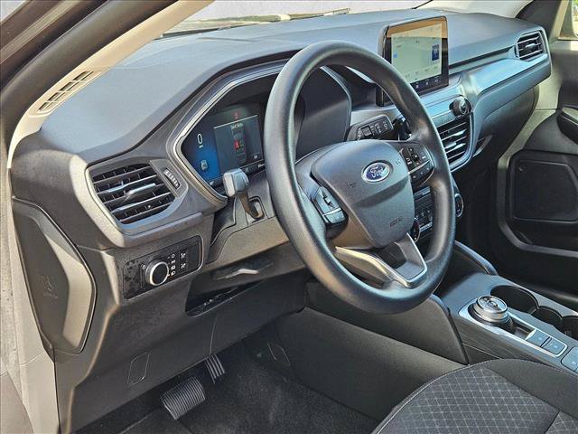 Used 2025 Ford Escape Active AWD/4WD image 10