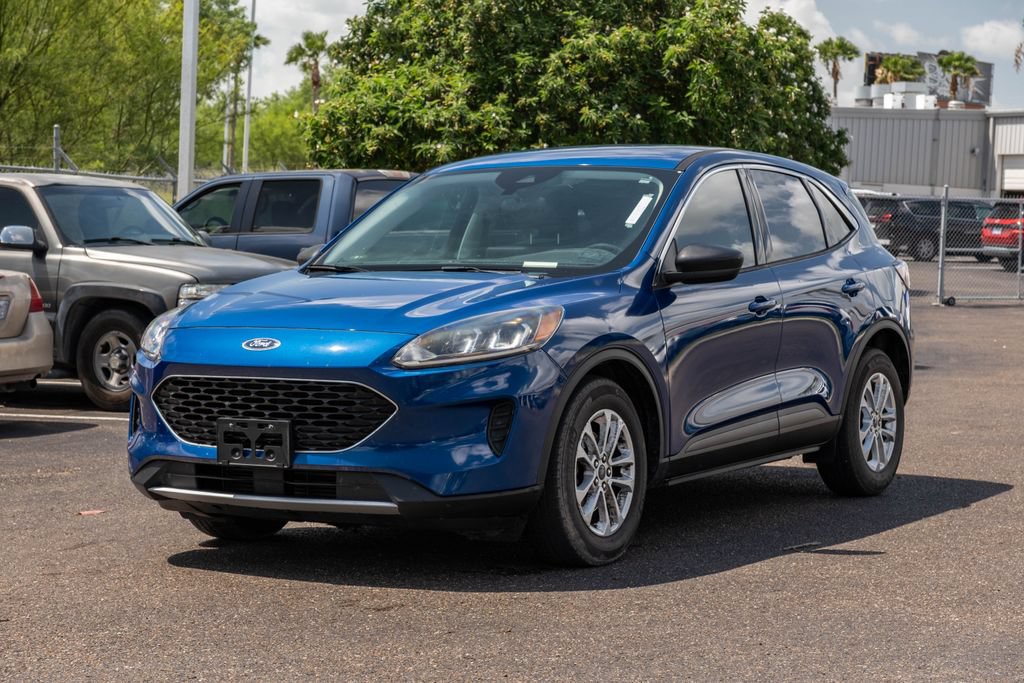 Used 2022 Ford Escape SE w/ Convenience Package FWD image 3