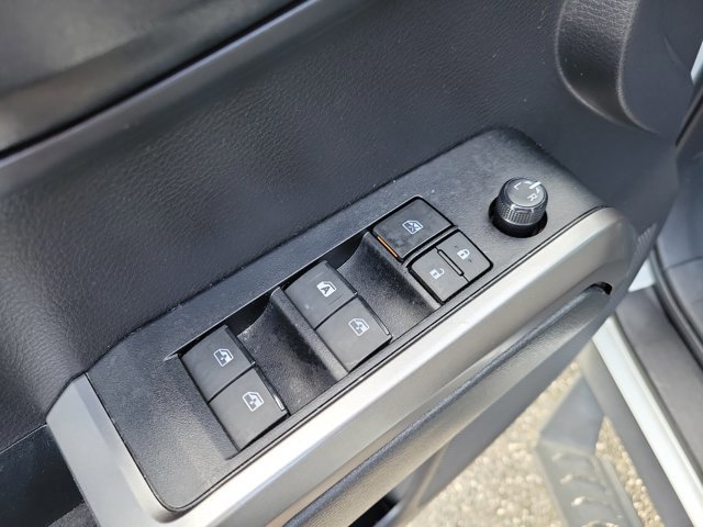 Used 2022 Toyota Tacoma SR5 image 18