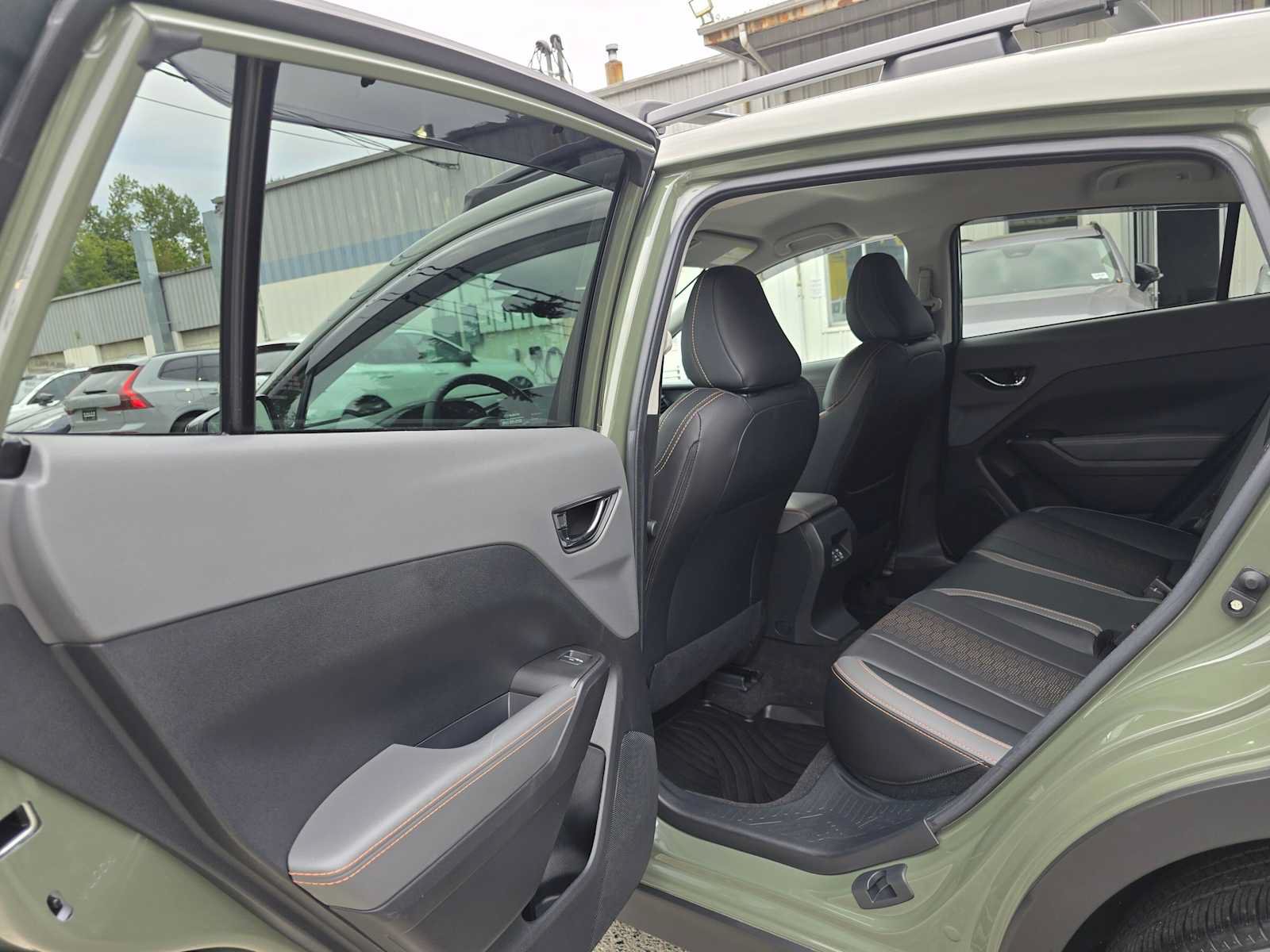 Used 2025 Subaru Crosstrek 2.5i Limited w/ Crosstrek Mirror Package AWD/4WD image 16