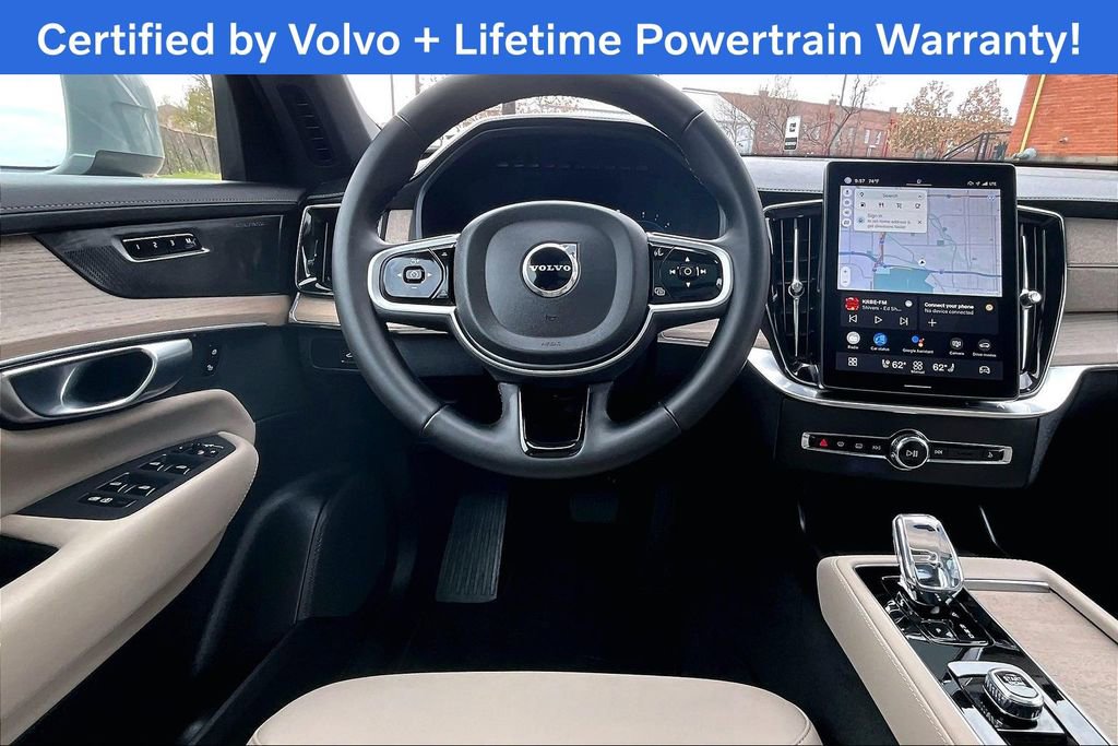 Used 2025 Volvo XC90 B5 Plus image 8