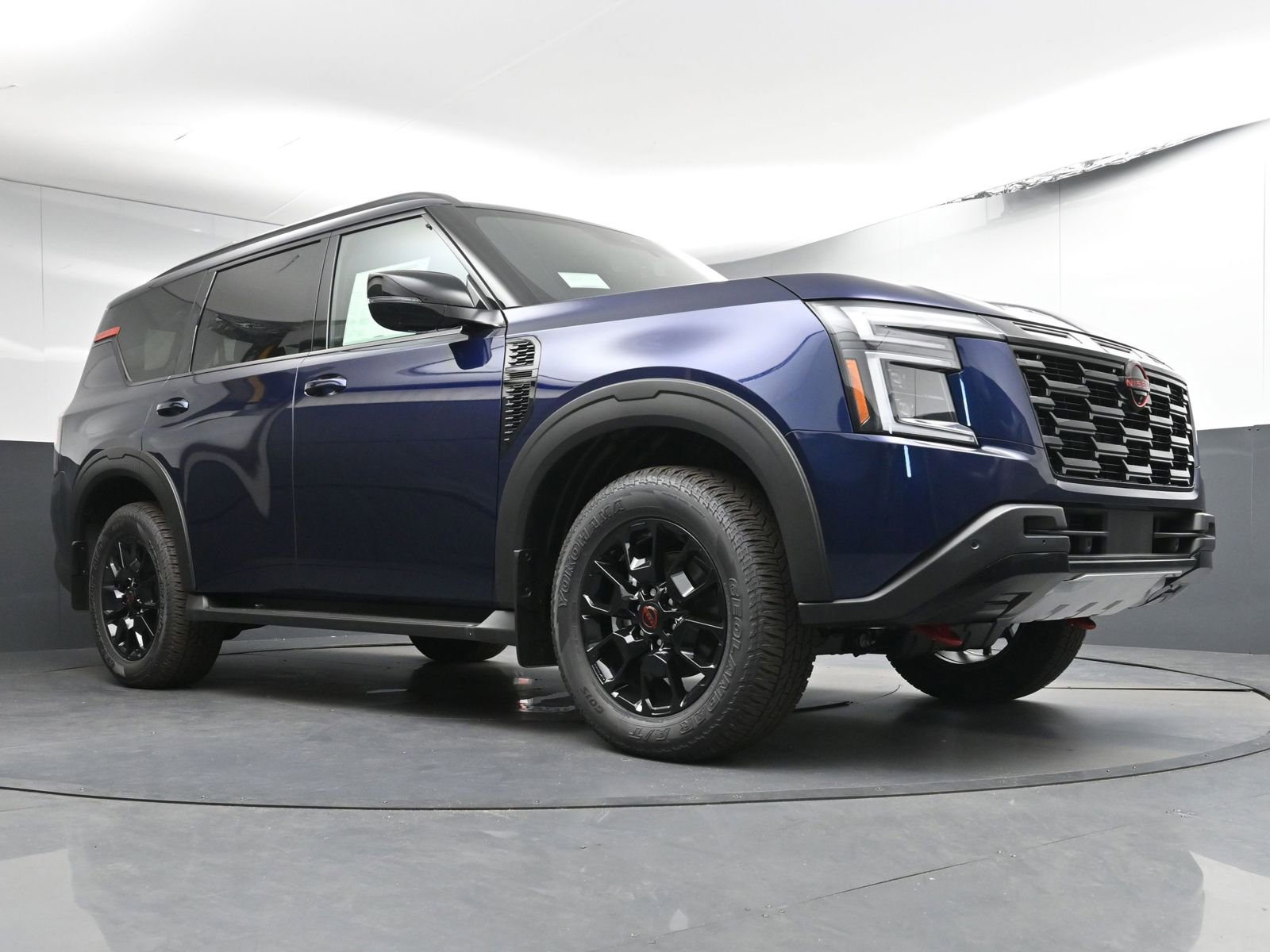 New 2025 Nissan Armada PRO-4X AWD/4WD image 25
