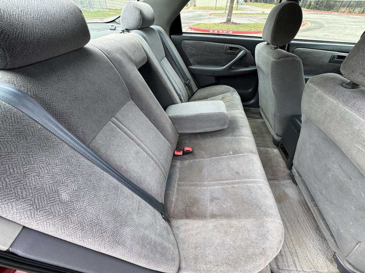 Used 2001 Toyota Camry CE FWD image 11