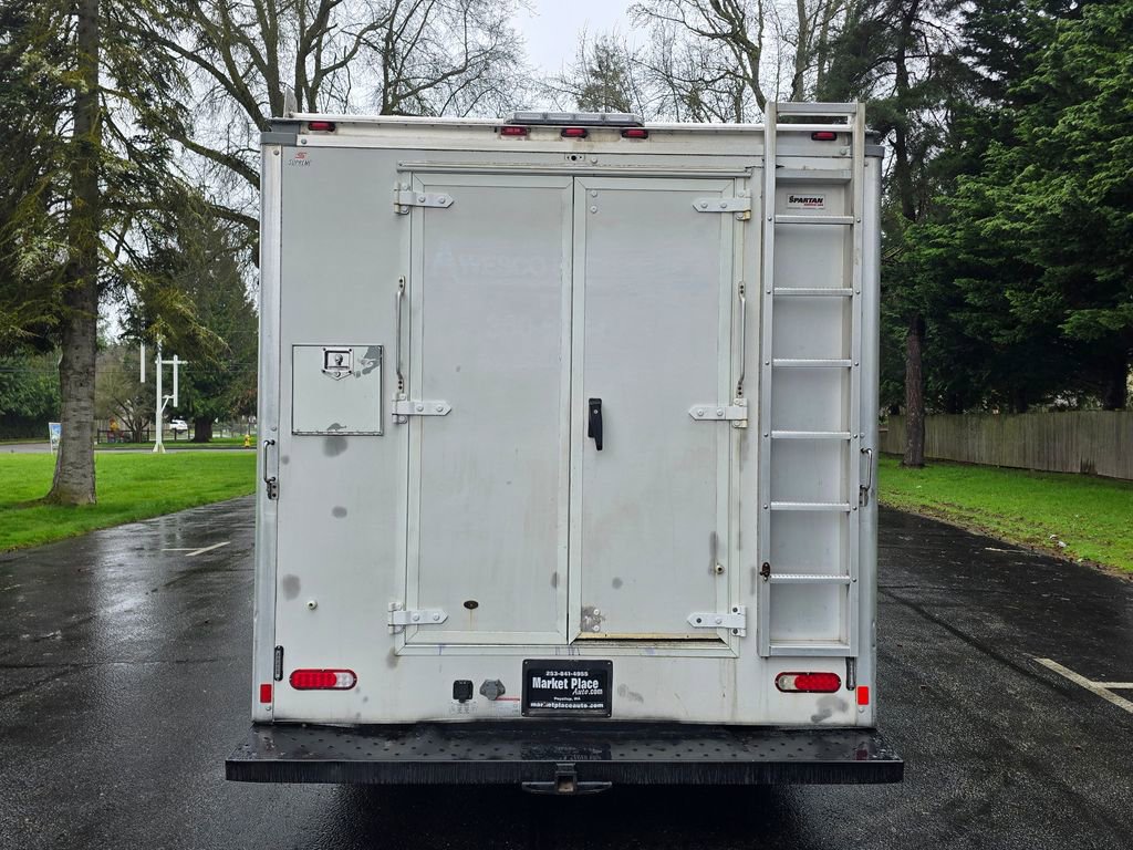 Used 2017 Ford E-450 and Econoline 450 Super Duty w/ Power Windows & Locks Group image 5