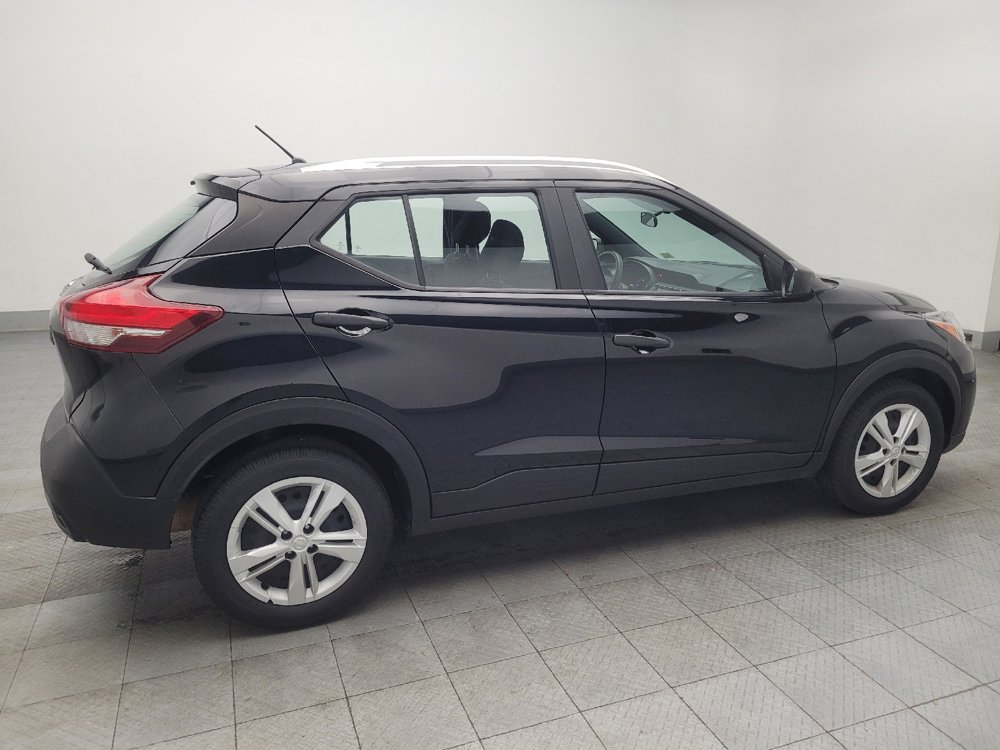 Used 2019 Nissan Kicks S image 10