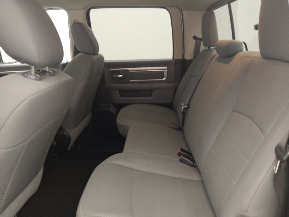 Used 2020 RAM 1500 Classic SLT RWD image 18