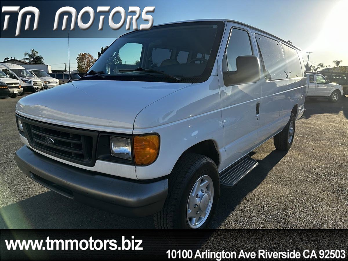 Used 2004 Ford E-350 and Econoline 350 XL