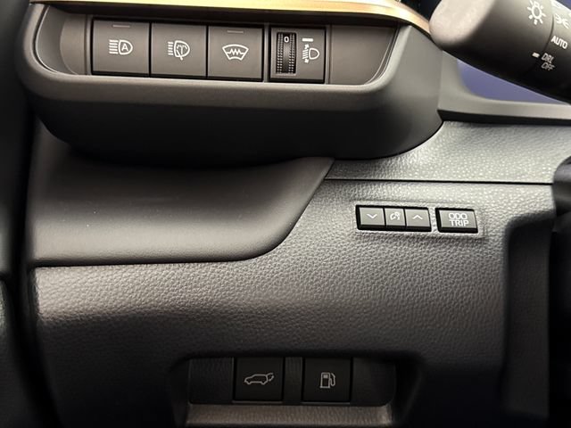 New 2026 Toyota Crown Signia AWD/4WD image 30