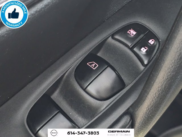 Used 2019 Nissan Rogue SV AWD/4WD image 25