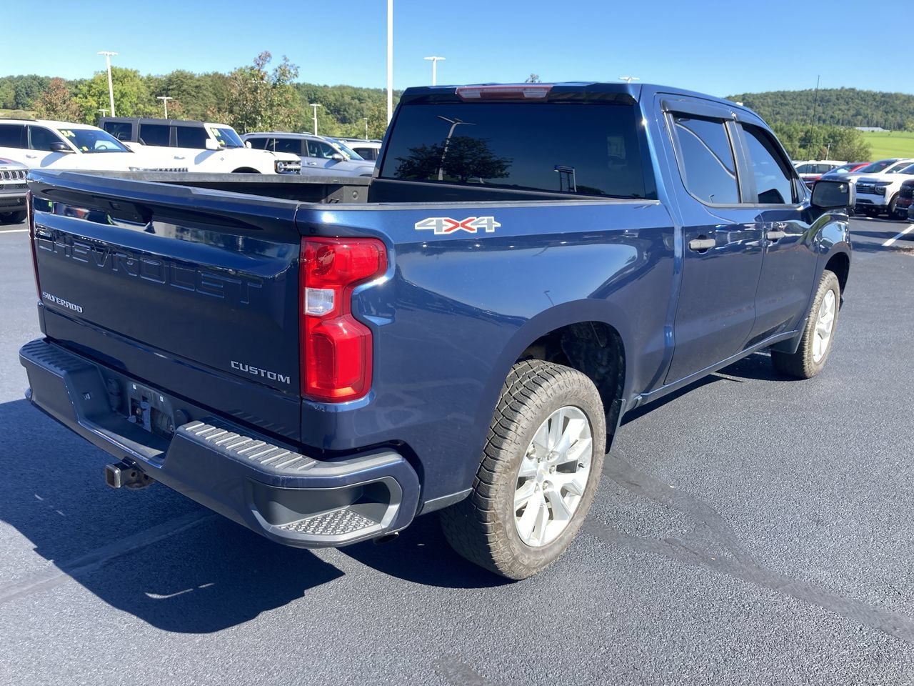 Used 2021 Chevrolet Silverado 1500 Custom AWD/4WD image 7