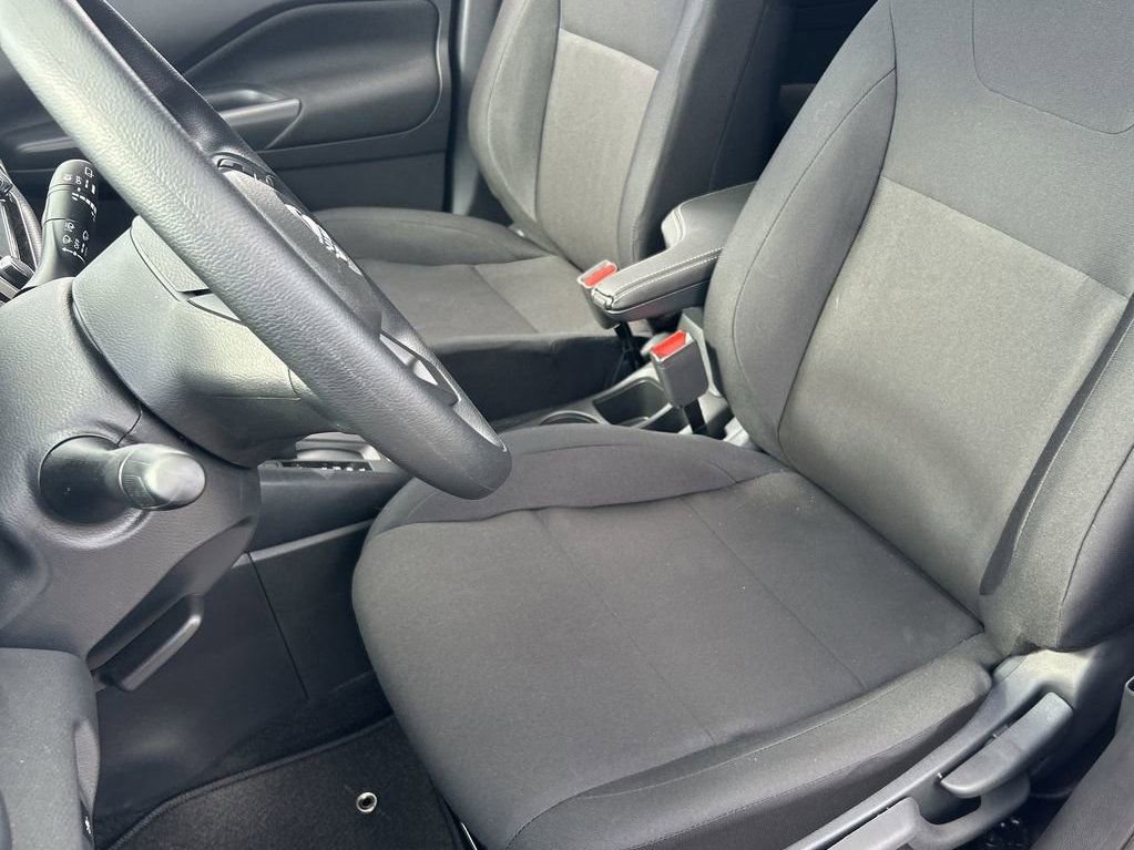 New 2025 Nissan Kicks Play S image 23