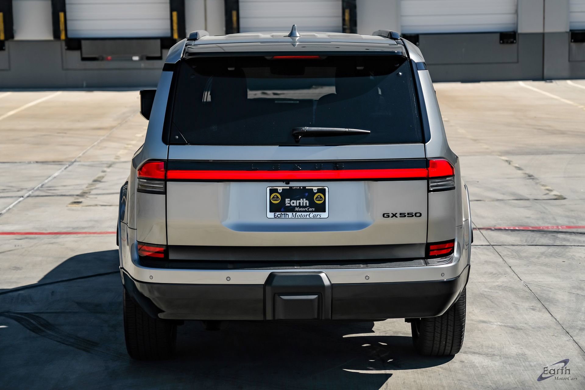 Used 2025 Lexus GX 550 550 Luxury+ HUD Traffic LIFTED w/ Accessory Package (2T) image 13