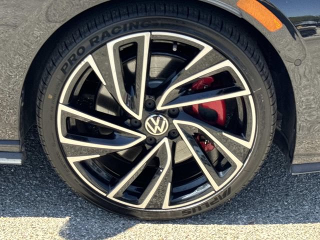 Used 2023 Volkswagen GTI Autobahn FWD image 31