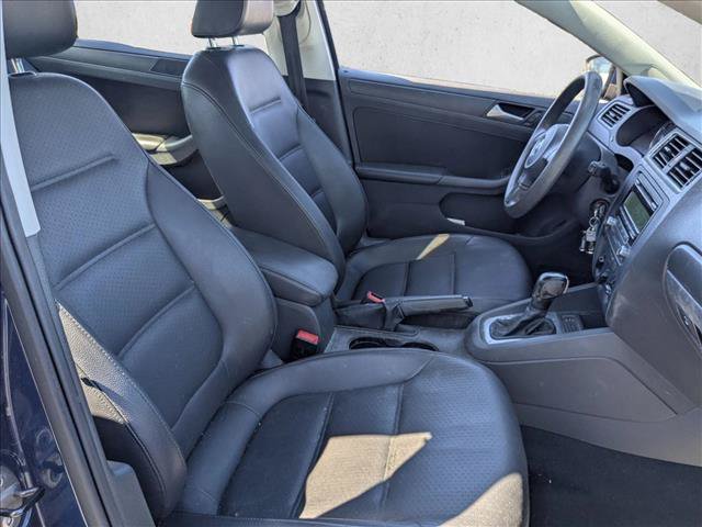 Used 2014 Volkswagen Jetta SE FWD image 17