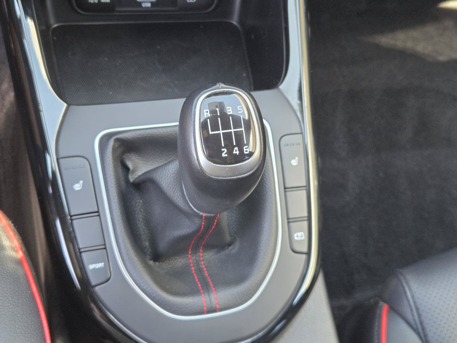 Used 2024 Kia Forte GT FWD image 14