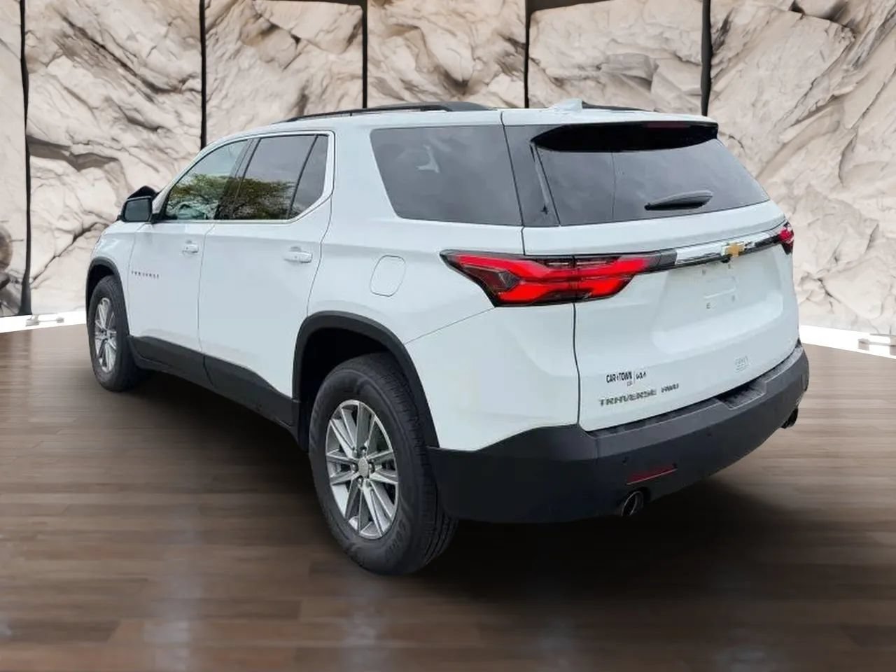 Used 2022 Chevrolet Traverse LT AWD/4WD image 4