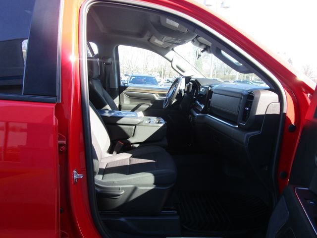 Used 2022 Chevrolet Silverado 1500 LT AWD/4WD image 22