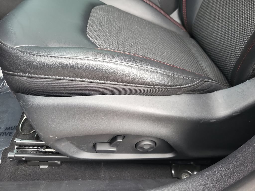Used 2019 Jeep Compass Trailhawk w/ Cold Weather Group AWD/4WD image 14