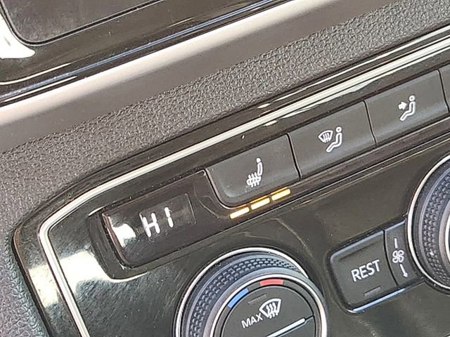 Used 2023 Volkswagen Atlas SE image 25