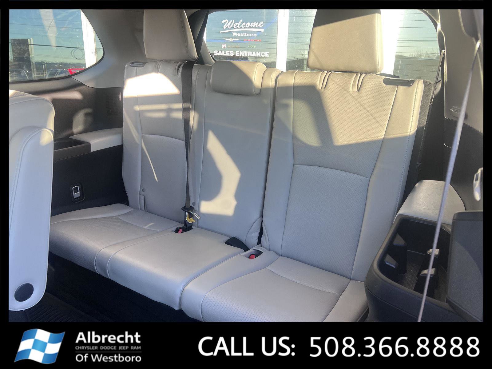 Used 2024 Toyota Grand Highlander Limited image 15